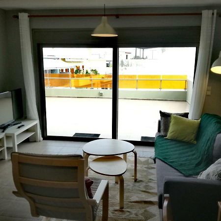 Spacious And Modern Downtown Apartment Heraklion  Bagian luar foto